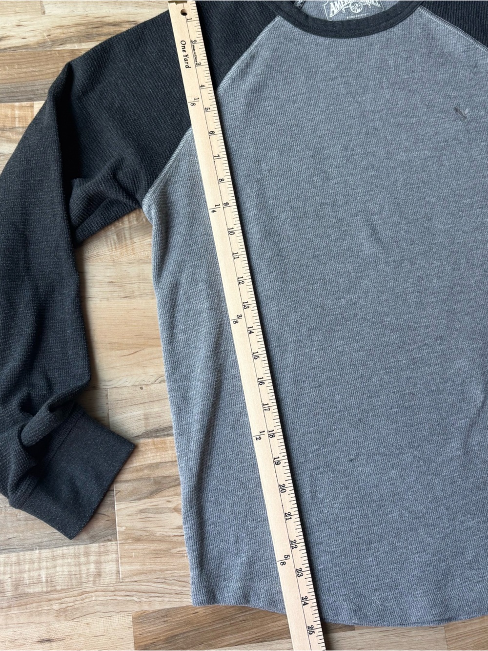 American Eagle Men's Thermal Shirt Gray Raglan Waffle Knit M Cabin Grunge - Picture 10 of 13